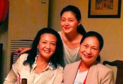 张兰邻居爆料视频,揭秘张兰真实生活片段